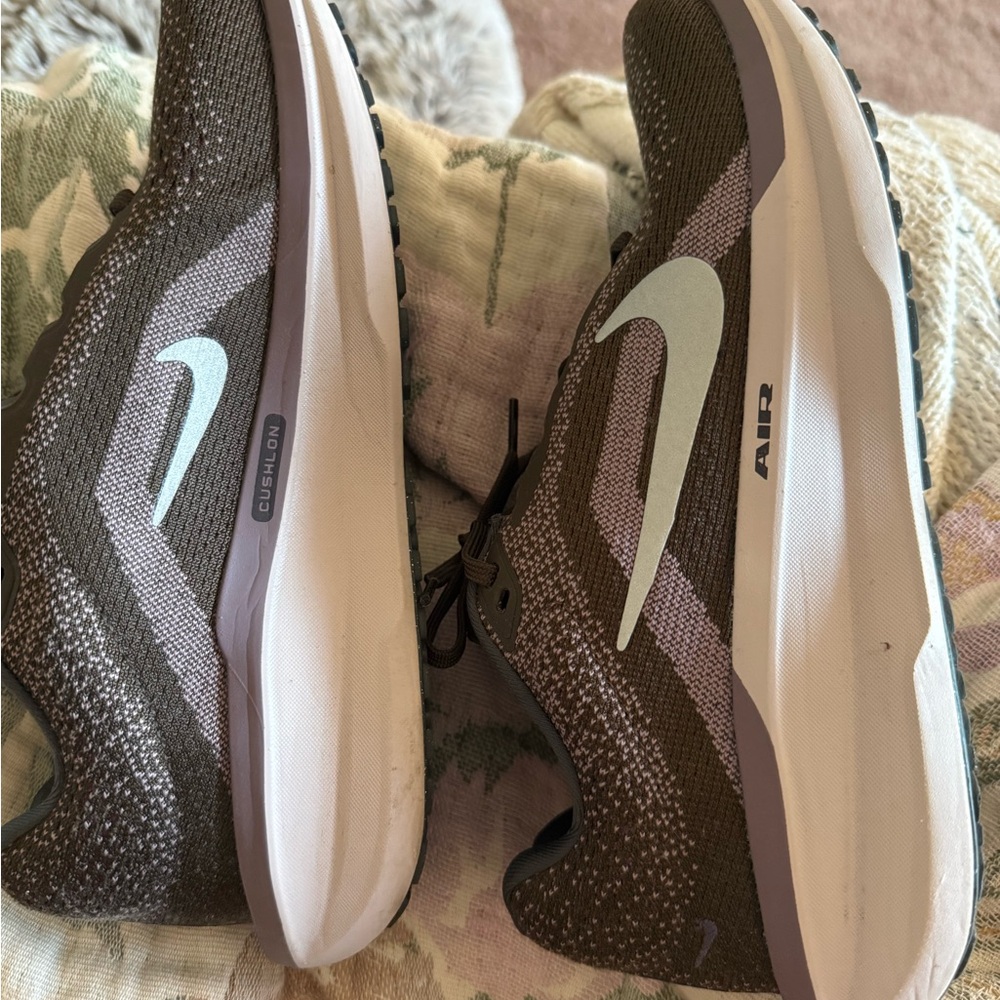 Nike Gray and Black Athletic Sneakers